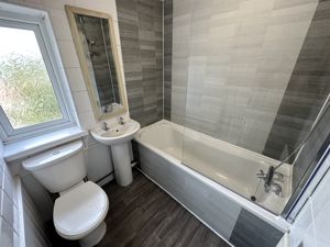 Photo 21- click for photo gallery